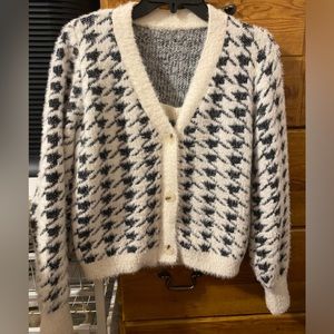 Two pieces cardigan set